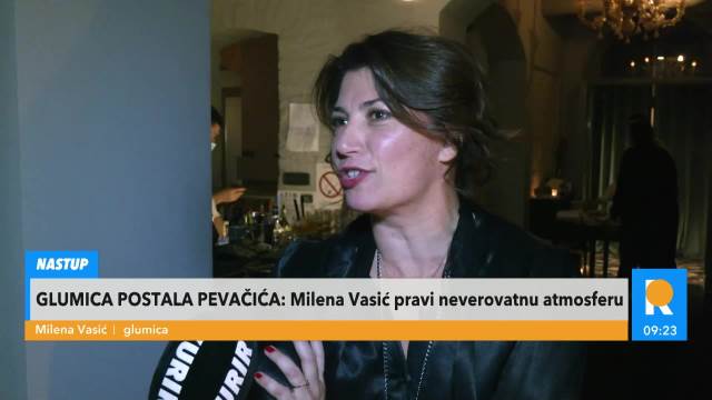 POZNATA GLUMICA OTIŠLA U PEVAČICE! Milena Vasić uveliko nastupa u Beogradu, a pogledajte kakvu atmosferu pravi