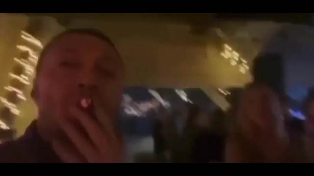 Ivica Iliev ponovo uhvaćen u ludom provodu: Visoki čelnik Partizan sa tompusom u ruci i u društvu plavuša luduje uz Acu Lukasa