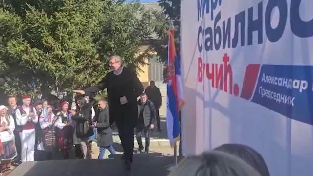 Aleksandar Vučić dočekan u selu Kucura
