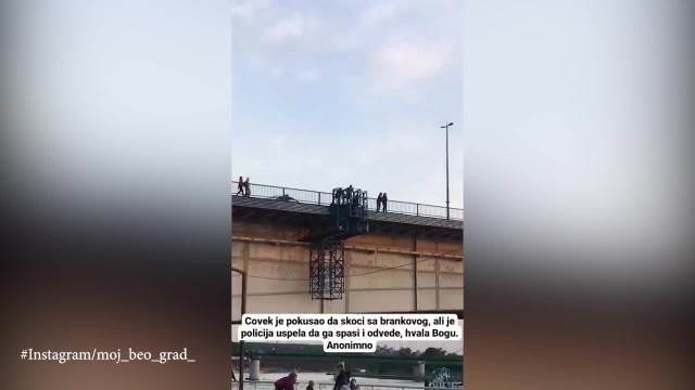 Muškarac hteo da skoči s Brankovog mosta, intervenisala policija