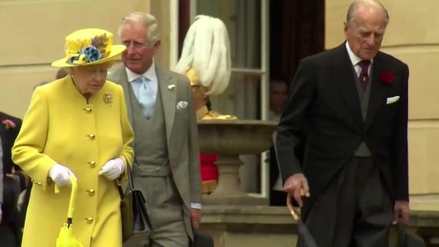 ŽIVOT KRALJICE ELIZABETE II Najdugovečnija britanska vladarka