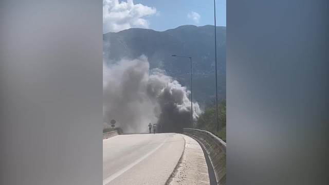 Zapalio se autobus u Grčkoj s niškim maturantima