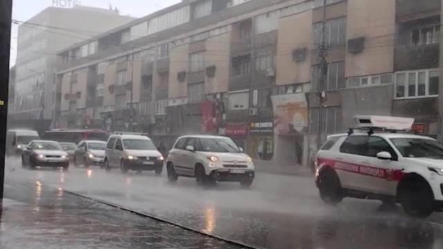 Provala oblaka u Nišu stvorila haos u gradu