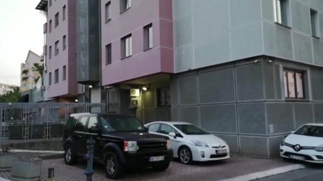 ČEDA OBORIO ČOVEKA NA ZEMLJU ZBOG PARKING MESTA!